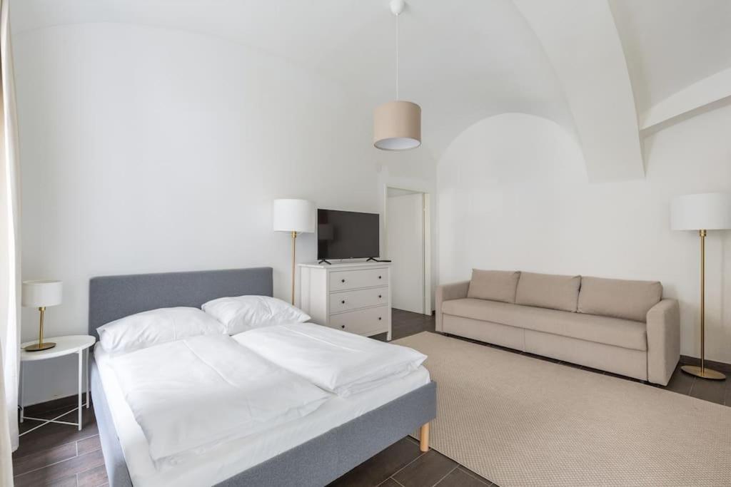 Ferienwohnung Free Parking I 500 Mbit Wifi I Kingsize Bed Wien Exterior foto