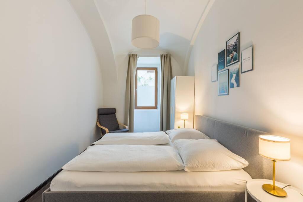 Ferienwohnung Free Parking I 500 Mbit Wifi I Kingsize Bed Wien Exterior foto