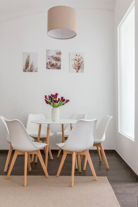 Ferienwohnung Free Parking I 500 Mbit Wifi I Kingsize Bed Wien Exterior foto