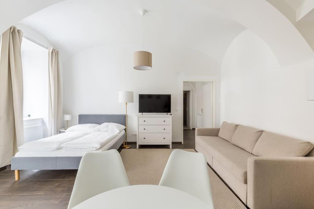 Ferienwohnung Free Parking I 500 Mbit Wifi I Kingsize Bed Wien Exterior foto